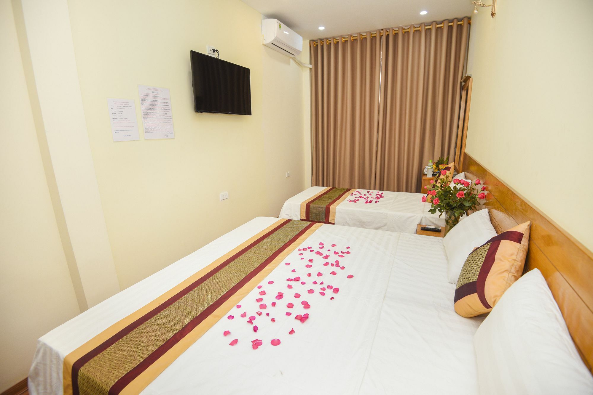Old Town Palace Guest House Hanoi Exterior foto